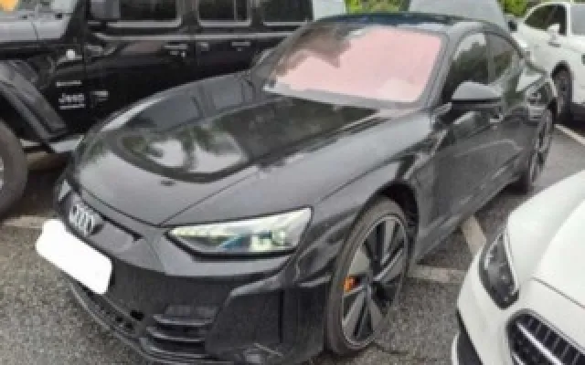인천중고차매매추천 e-트론 GT GT 콰트로 프리미엄 매물 사진 15 - 2022/03 46,132km